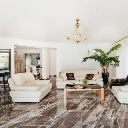 빌라 Zarabie 마이슬레니체