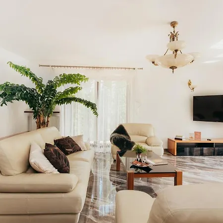 Zarabie Villa Myślenice